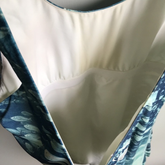 Hurley X Clark Little Women’s One Piece Swimsuit Bodysuit NWT Cheeky bottom sz L - Picture 9 of 9